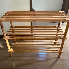 木製ラックの画像