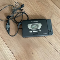 ポータブルカセットプレーヤー