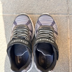 サンダル&運動靴
の画像