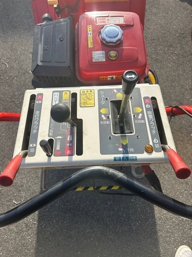 決まりました　ヤンマー 除雪機 YSR80H-E  実働品 ！調子良いです！