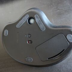 ロジクール ワイヤレスマウス トラックボールの画像
