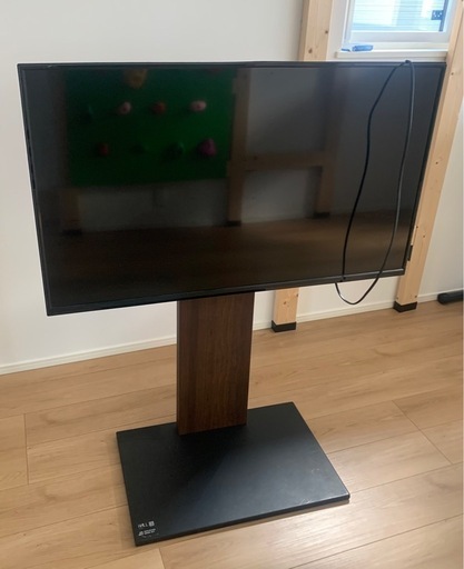 取引中★43型液晶テレビとテレビ台