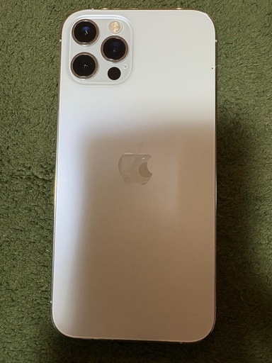 (最終値下げ‼️)iPhone12Pro❗️ 128GB ❗️人気の白色‼️ガラスコート済❗️