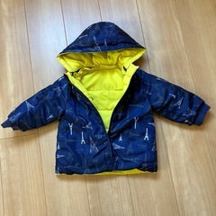 べべ ダウンジャケット 90サイズ　リバーシブル　黄色　紺色の画像