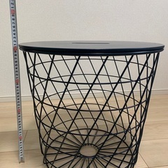IKEA サイドテーブル　の画像