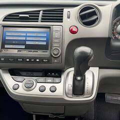 ホンダストリーム Ｘ 2009 ＨＤＤナビパッケージ　ＴＶナビ　ＥＴＣ　ＨＩＤ　アルミ　バックカメラ　７人　後期型の画像
