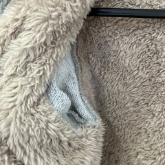 UNIQLO 裏モコモコパーカー120の画像