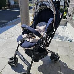 【美品】Combi　ベビーカー