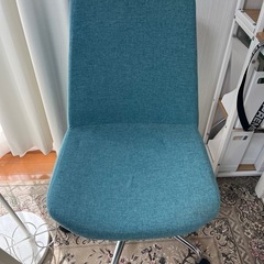 ニトリ　回転式　デスクチェア