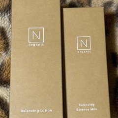 N organic  化粧水、乳液、アイカラー