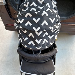 【値下げ】【フレームタイヤ交換済み】ピジョン Pigeon ラフィリノン RA8L ベビーカーの画像