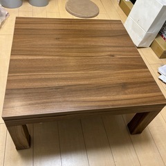 木目調の可愛いローテーブルです✨コタツセット付き！
