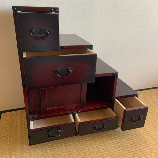 階段箪笥