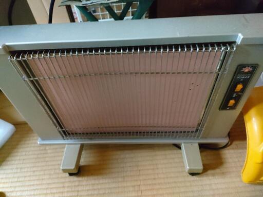 遠赤外線の電気ヒーター