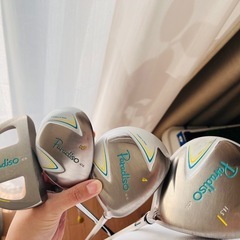 ゴルフクラブ(レディース)⛳️　ウッド3本+パター(中古)の画像