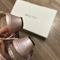 anyFAMサンダル　21cm パープルの画像