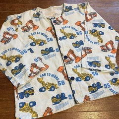 ☆パジャマ　130センチ　2点セット☆の画像