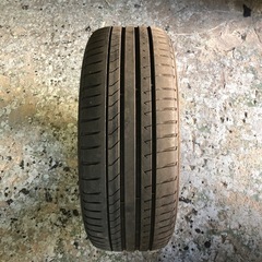 ピレリ 215/45R18 93W　1本 ①の画像