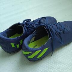 adidas　サッカートレーニングシューズ　24.0の画像