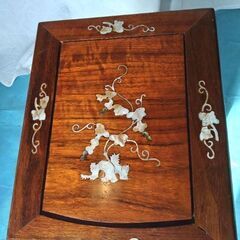 貝細工模様のBOX