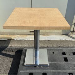 中古品　角型テーブル