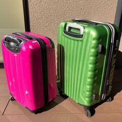 キャリーケース 　スーツケース　2個セット＋オマケ付きの画像