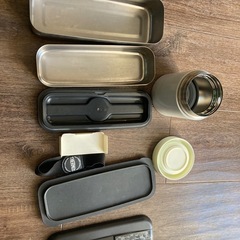 弁当箱の画像