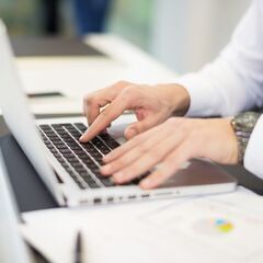 【完全在宅／業務委託／未経験OK】在宅で始めるシンプルな事務サポート業務！の画像