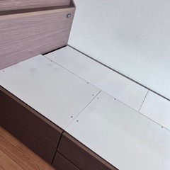 ベッドフレーム　引き出し付き　シングル
