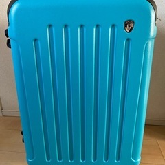 スーツケース