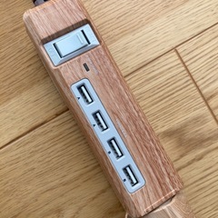 ☆木製　電源タップ　回転式　おしゃれインテリアの画像
