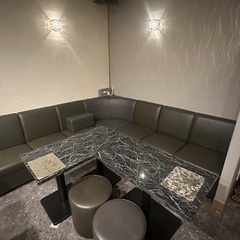 飲食店用カウンターチェア、ソファー、テーブル等の画像