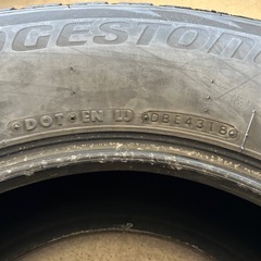 ブリヂストン　スタッドレスタイヤ2本　265/70R 16の画像