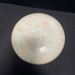 （陶器）蓋付き入れ物の画像