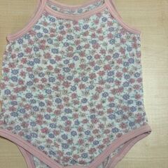 しまむら(ピンク花柄) 　ベビー服　80㎝の画像