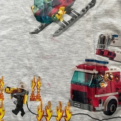 130cm H&M レゴ　シャツ白の画像