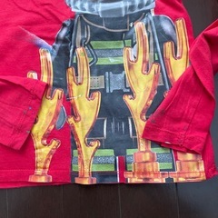 130cm H&M レゴ　シャツ赤
の画像