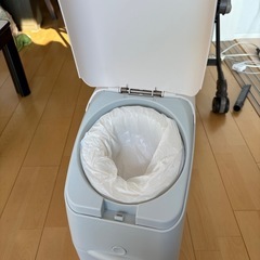 【無料】おむつ処理ポット(オムツ用ゴミ箱)の画像