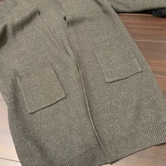 長袖ニットカーディガンの画像