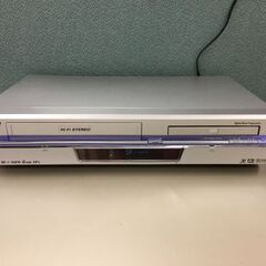 ビクター　DVDプレーヤー一体型BS内蔵VHSビデオ　HR-DF...
