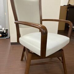 回転式ダイニングチェア