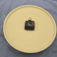 美品 壁掛け時計 ドリス ウォールクロックⅣ アナログ ホワイト系 時計 西岡店の画像