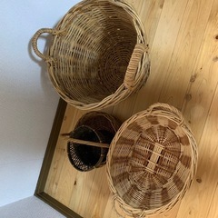 籐の籠セットの画像
