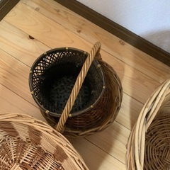 籐の籠セットの画像