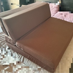 アイリスオーヤマ　折り畳めるソファマットレス　　