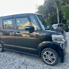 ホンダNBOX カスタム平成26年車　77,244km  車検　7年／4月の画像