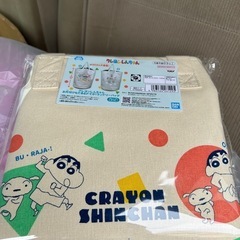 【新品】クレヨンしんちゃん　ランドリーバック