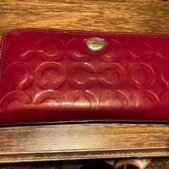 値引き再出品　コーチ長財布