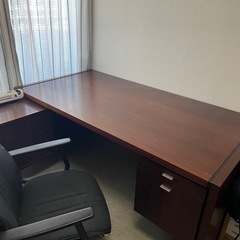 【決まりました！】大きな机
