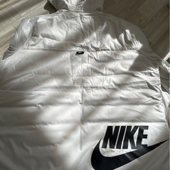 値下げ‼️
NIKE ダウンジャケット